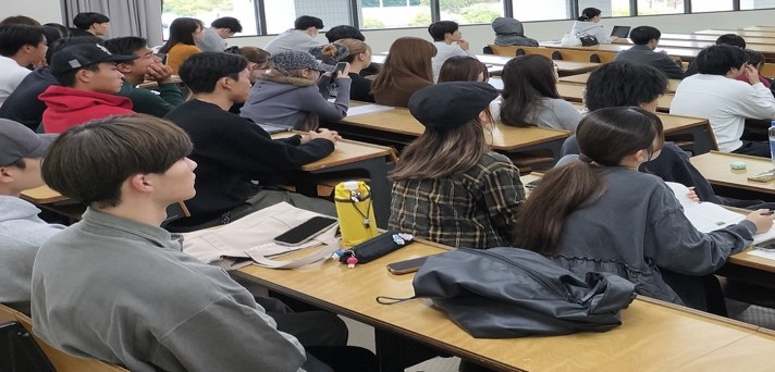 講義の様子6